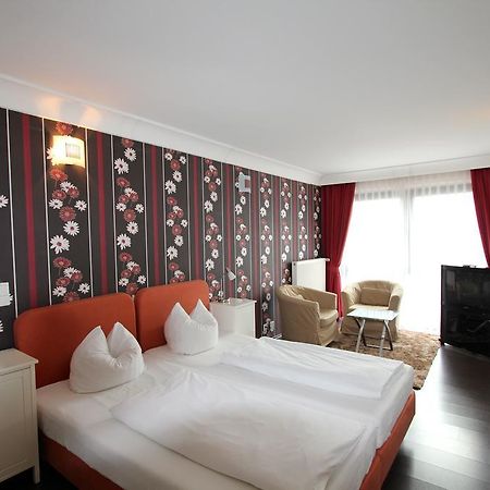Apartmenthaus Alt Graz Düsseldorf Camera foto