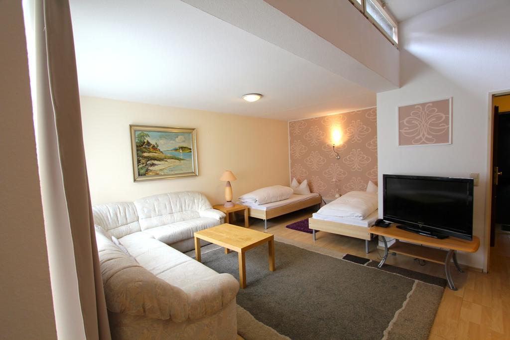 Apartmenthaus Alt Graz Düsseldorf Camera foto
