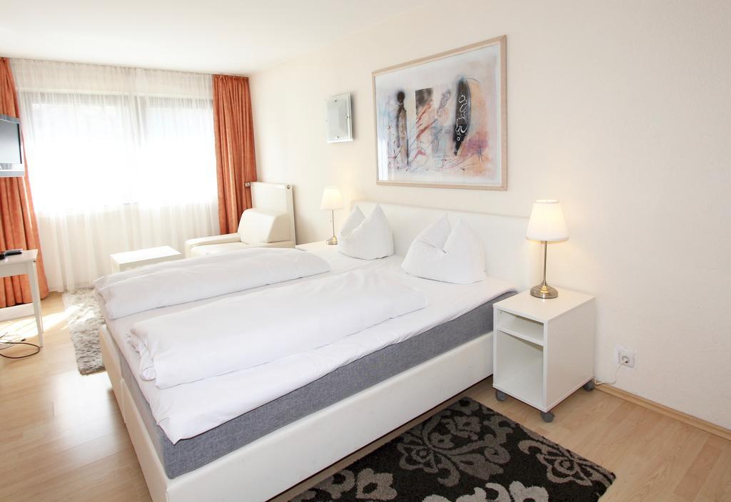 Apartmenthaus Alt Graz Düsseldorf Esterno foto