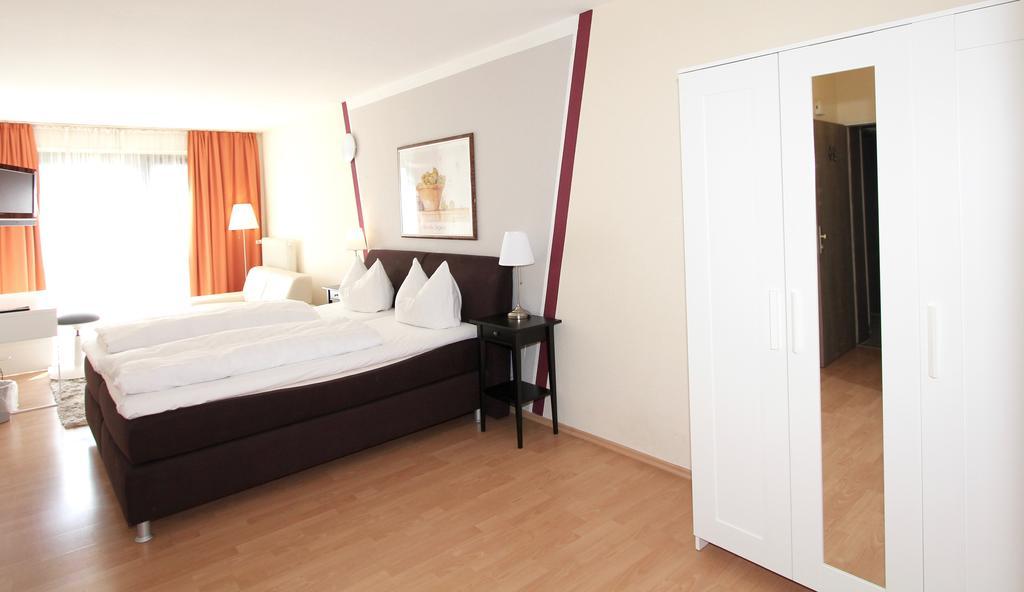 Apartmenthaus Alt Graz Düsseldorf Esterno foto