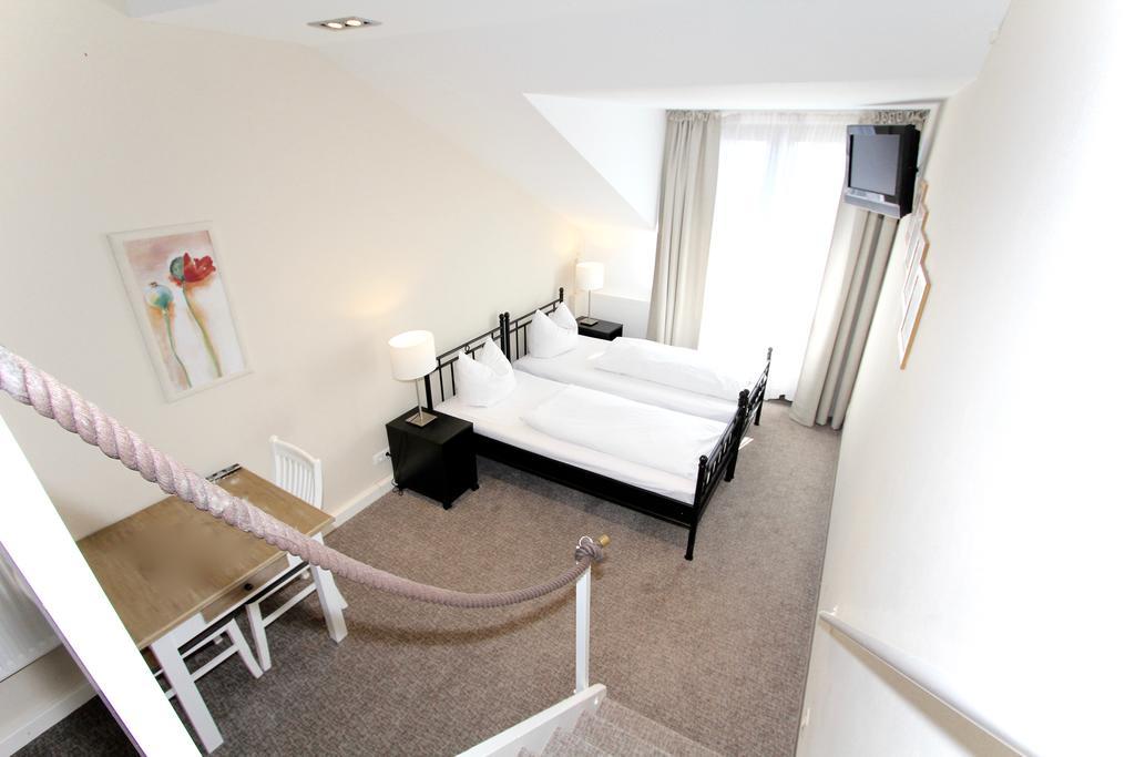 Apartmenthaus Alt Graz Düsseldorf Esterno foto