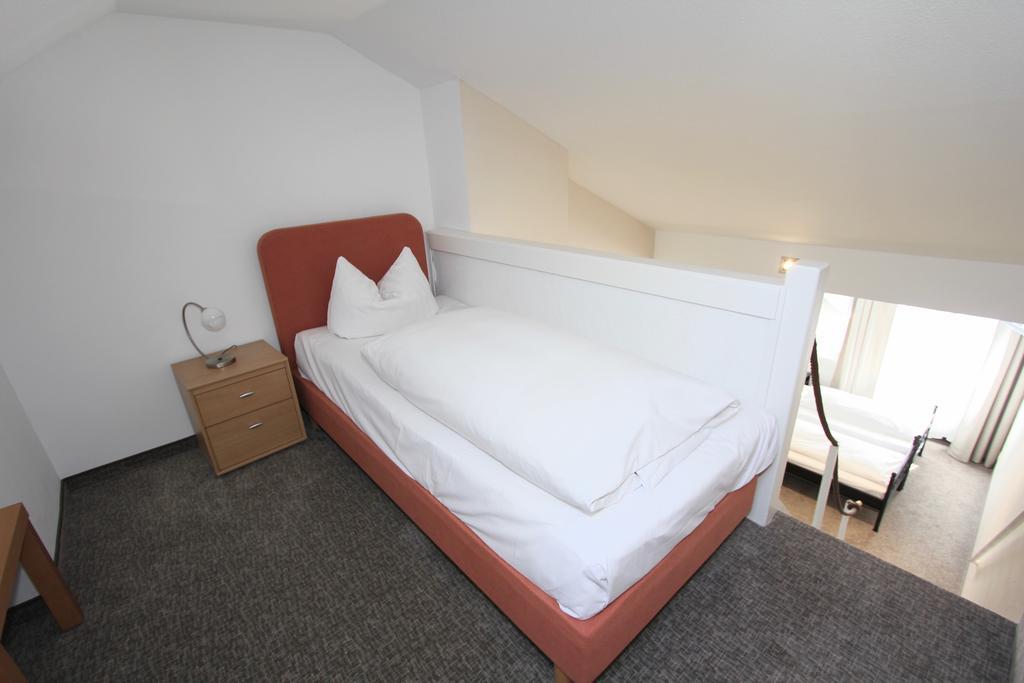 Apartmenthaus Alt Graz Düsseldorf Esterno foto